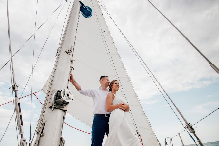 Fotografo di matrimoni Natalya Bochek (natalibocheck). Foto del 2 settembre 2019