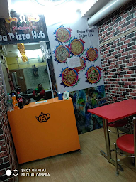 Da Pizza Hub photo 3