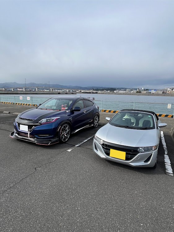 ヴェゼルのヴェゼル ハイブリット・鹿児島・12月もよろしくお願いします・マリンポートかごしま・オフ会に関するカスタム事例の投稿画像1枚目