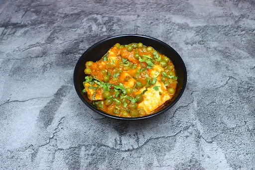 Matar Paneer