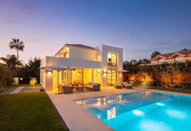 Villa with pool and terrace 15