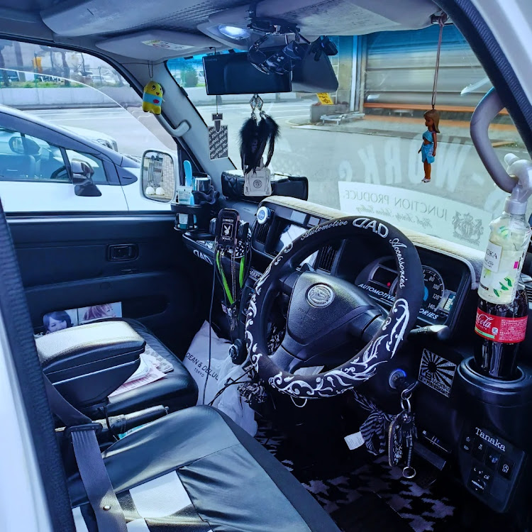 ハイゼットカーゴのホイール交換・タイヤ交換・車高調整に関するカスタム事例の投稿画像4枚目