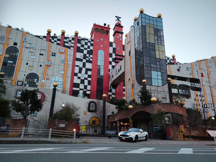 124スパイダーの早朝カメ活・フンデルトヴァッサー・大阪広域環境施設組合 舞洲工場・早朝ドライブ・南港ぶらぶらに関するカスタム事例の投稿画像3枚目
