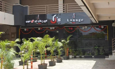 RJ's Lounge