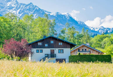 Chalet with panoramic view and terrace 1