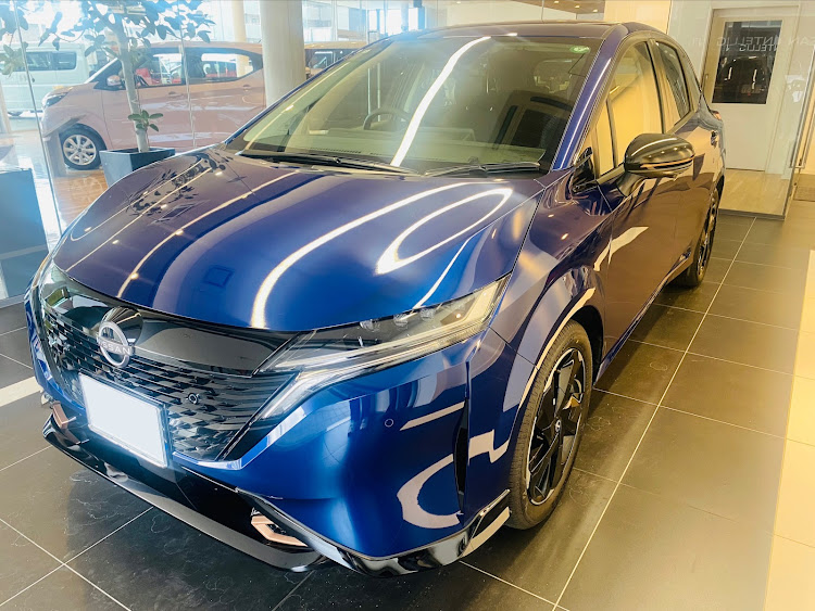 ノート オーラの日産・オーラ・日産オーラ・#90周年特別仕様に関するカスタム事例の投稿画像1枚目