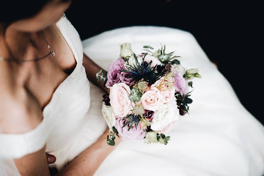 Fotografo di matrimoni Rachael Smith (ourbeautifuladv). Foto del 2 luglio 2019