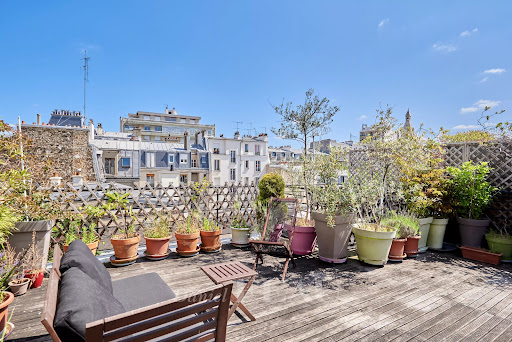 Apartment with terrace 1