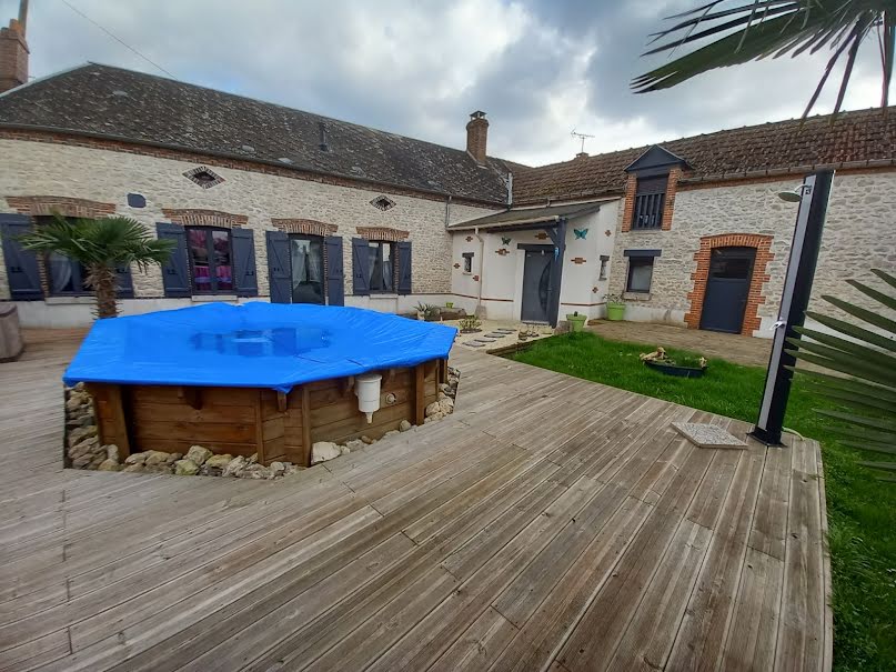 Vente maison 7 pièces 175 m² à Mignères (45490), 266 900 €