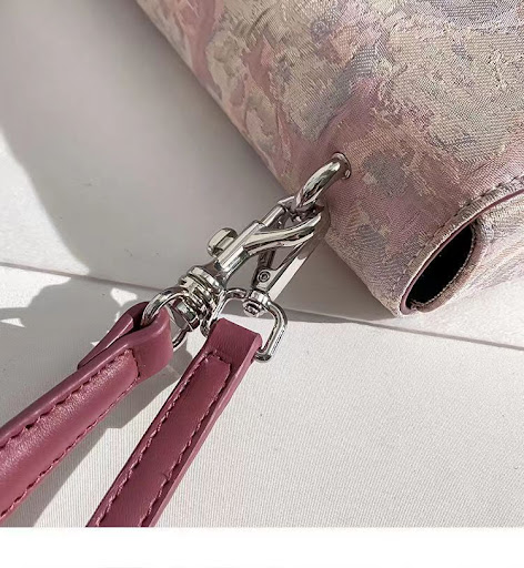 Title 2, Fashion Design Embroidered Underarm Bag for Wom...