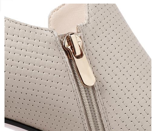 Title 7, Dames pumps in grote maten, off-white, dikke ha...