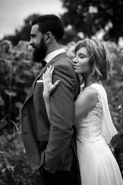 Fotógrafo de casamento Estelle Carlier (estellephoto59). Foto de 11 de junho 2018