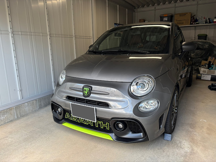 595のC-HR・アバルト・アバルト595コンペティツィオーネ・洗車・ピラーステッカーに関するカスタム事例の投稿画像3枚目