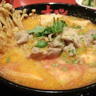 大心新泰式麵食