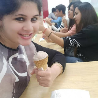 Saloni Swapnil Jain at Rashmi Foods, Oberoi Mall,  photos