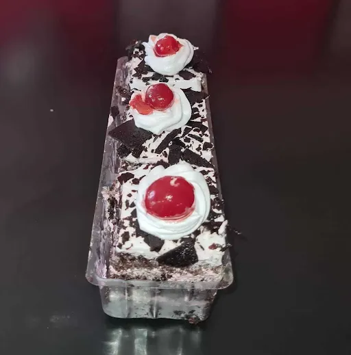 Black Forest Pastry [Small]