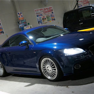 TT クーペ