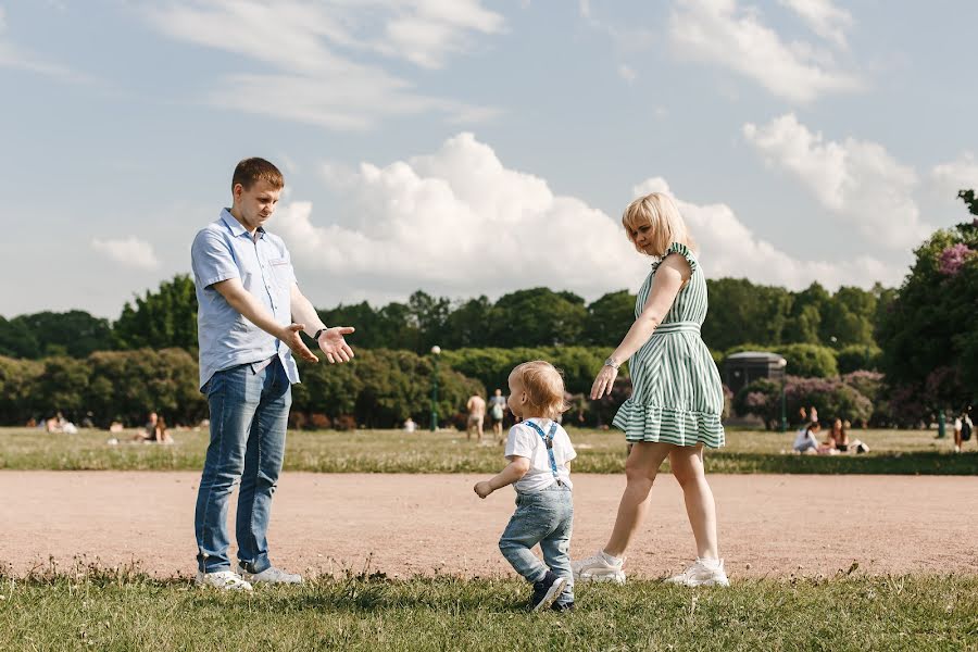 Fotograf ślubny Antonina Linova (fottolino). Zdjęcie z 1 marca 2021