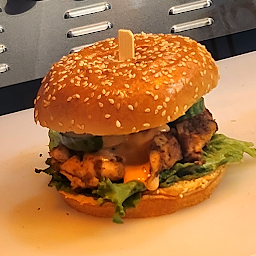 Chicken Suya Burger