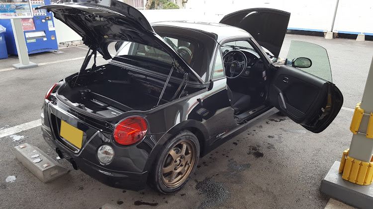 コペンの洗車した！・ファミマ・珈琲タイム・HKS・EVC-Sに関するカスタム事例の投稿画像1枚目
