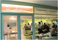 Theobroma photo 2