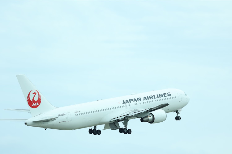 カローラスポーツのカローラツーリング・小松航空祭2022・ブルーインパルス・エクシブ浜名湖に関するカスタム事例の投稿画像10枚目