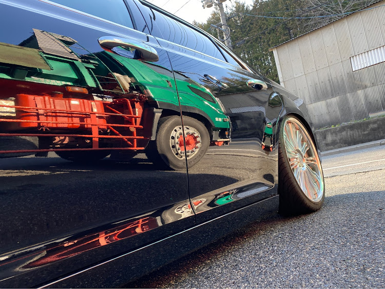 300C セダンのLX36・アメ車・車高調整・クライスラー・300に関するカスタム事例の投稿画像1枚目