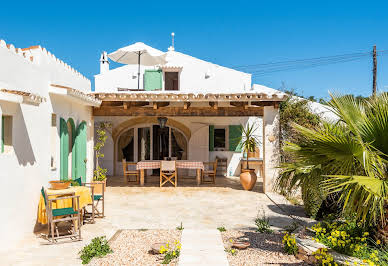 House with garden and terrace 2