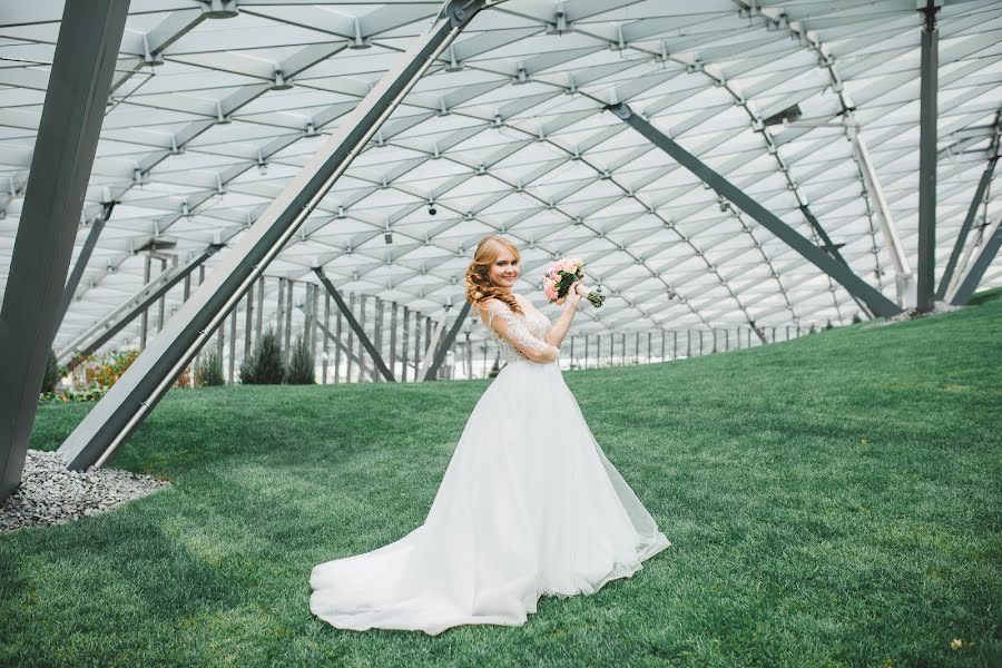 Fotografer pernikahan Aleksandra Veselova (veslove). Foto tanggal 17 Juli 2018