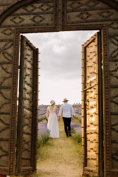 Fotógrafo de casamento Danil Tatar (daniltatar). Foto de 4 de julho 2022