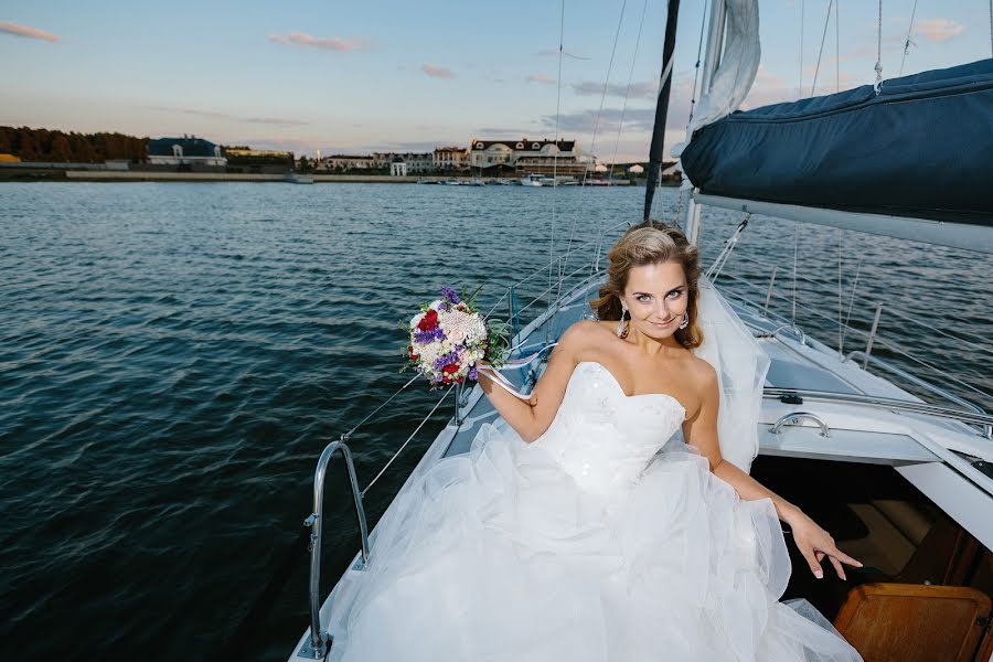 Fotógrafo de casamento Eduard Kalinin (edwards). Foto de 19 de agosto 2015