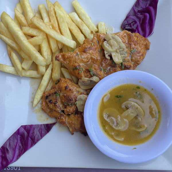 Gluten-Free Fries at Alibaba Restaurant