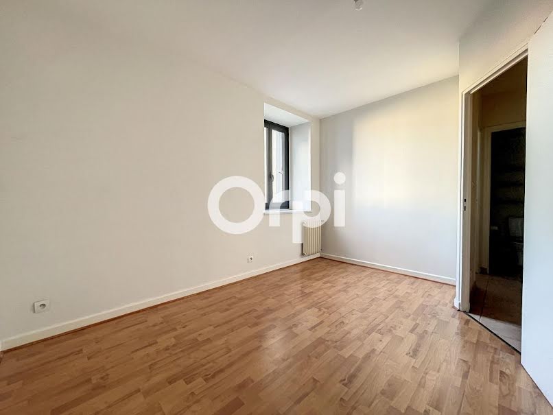 Location  appartement 2 pièces 44 m² à Clermont-Ferrand (63000), 600 €