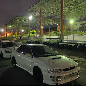 インプレッサ WRX GC8