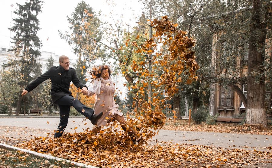 Fotografo di matrimoni Dmitriy Babyncev (id139562936). Foto del 1 ottobre 2019