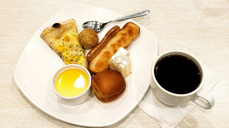 カプチーノのドライブ・撮影・愛車・美味しいご飯。・来年も宜しくお願い致しますに関するカスタム事例の投稿画像3枚目