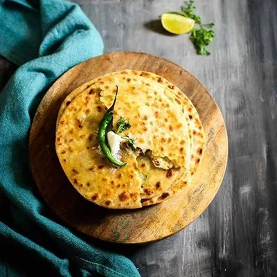 Peri Peri Chicken Paratha ( Desi Ghee) Big Size