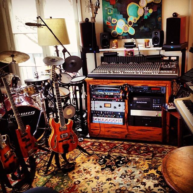 Trey's guitars and signal chain, Mike's instruments, and Paul Languedoc ...