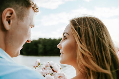 Fotografo di matrimoni Natalya Smolnikova (bysmophoto). Foto del 2 agosto 2017