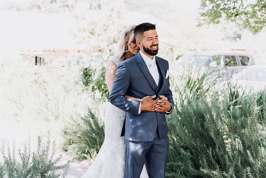 Fotógrafo de casamento Ernie Padaon (erniepadaon). Foto de 30 de dezembro 2019