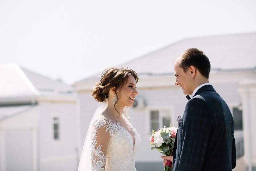 Bryllupsfotograf Yuliya Mozharova (mozharovaphoto). Bilde av 10 august 2020