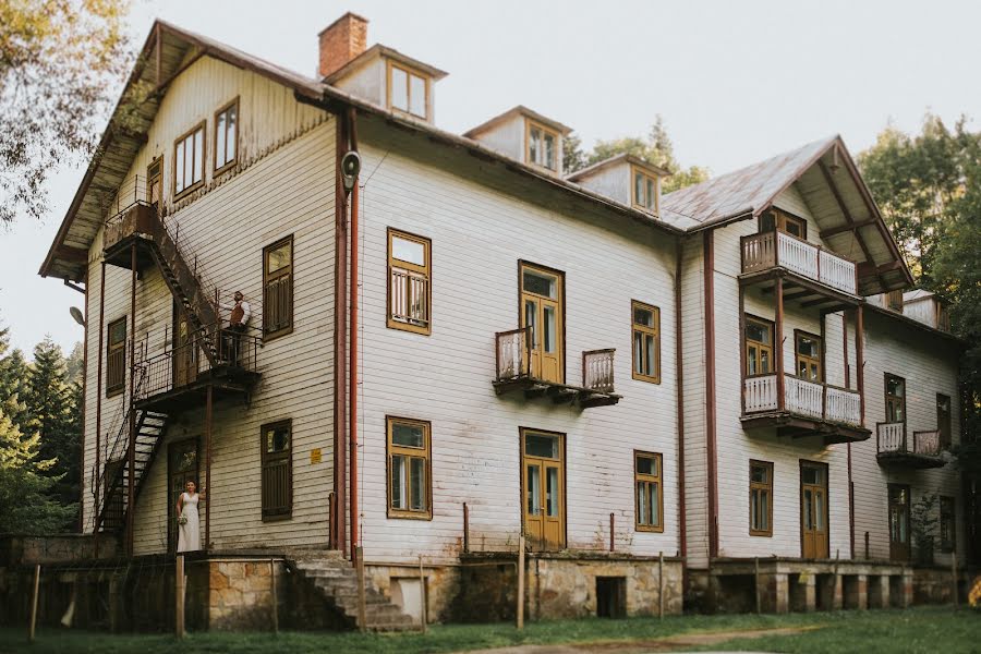 Fotógrafo de bodas Tomasz Mosiądz (vintageartstudio). Foto del 2 de enero 2023