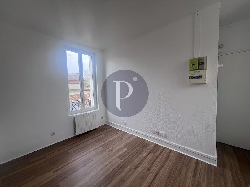 Location  appartement 1 pièce 14.58 m² à Malakoff (92240), 645 €