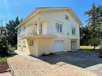 maison à Marcilly-le-Châtel (42)