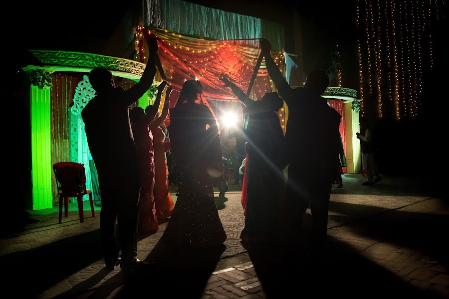 Fotógrafo de casamento Enamul Hoque (enam). Foto de 6 de dezembro 2015