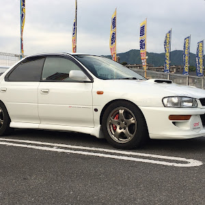 インプレッサ WRX GC8