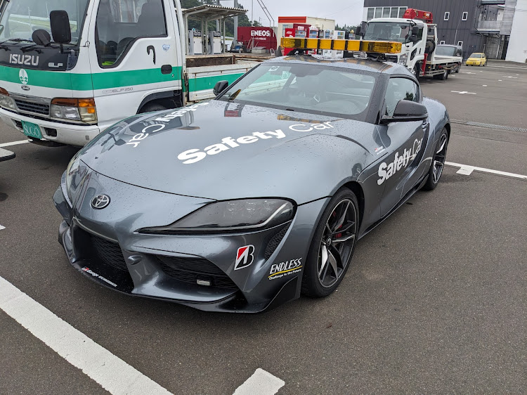 スープラの＃NexusMeeting・ヤンキーてるてる坊主・SUGOサーキットに関するカスタム事例の投稿画像5枚目