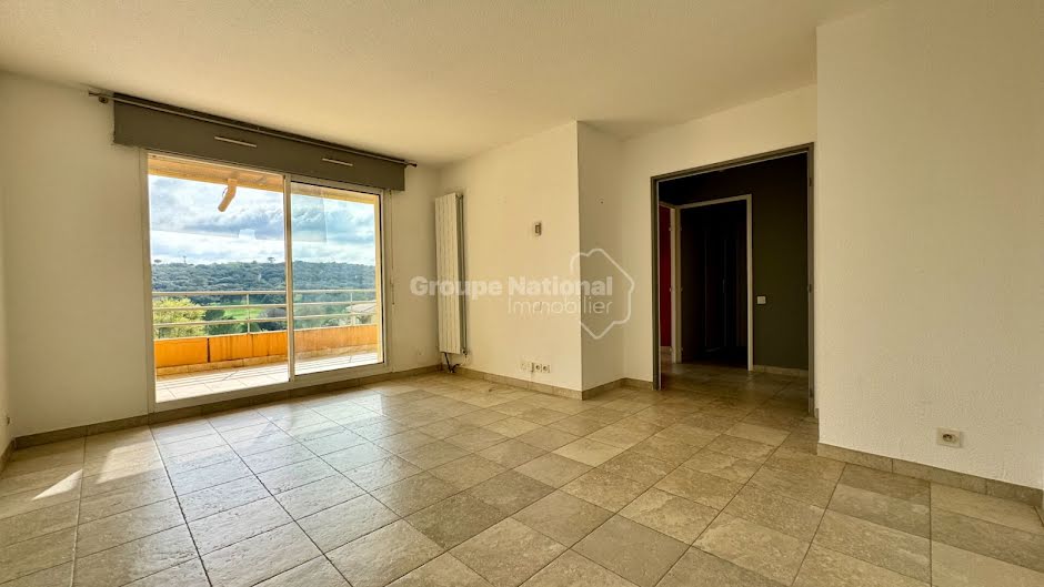 Vente appartement 2 pièces 44 m² à Nimes (30000), 150 000 €