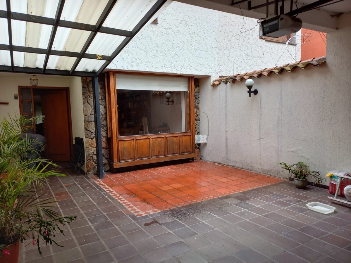 Casa En Venta - Santa Barbara Central, Bogota