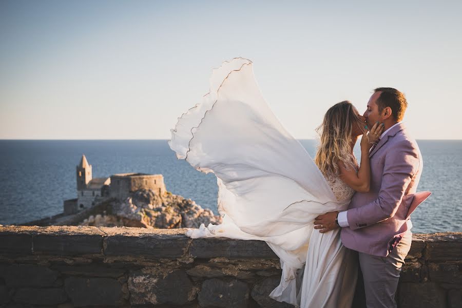 Fotógrafo de casamento Gianluca Cerrata (gianlucacerrata). Foto de 30 de março 2022